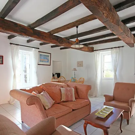 Holiday home Tranquil 1 Bed Walking Distance To *
